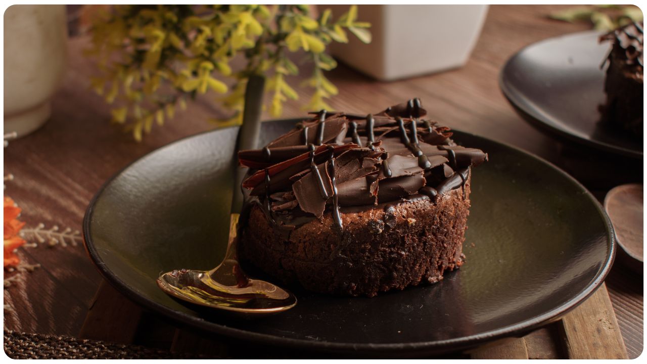 Chocolate Biscuit Cake Recipe in hindi